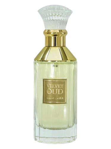 Lattafa Perfumes Velvet Oud perfume bottle